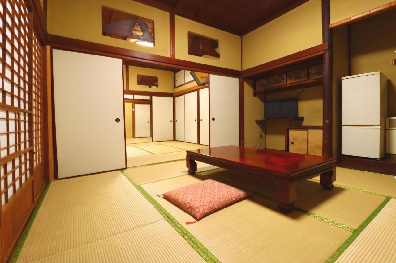 Готель Ryokan Kisen Ryugasaki Екстер'єр фото